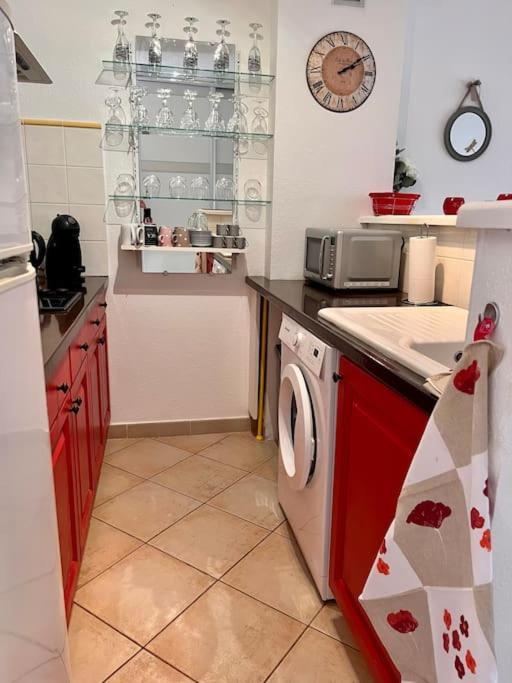 Joli Studio Tout Confort Proche Toutes Commodites Dans Residence Calme LʼÎle-Rousse Εξωτερικό φωτογραφία