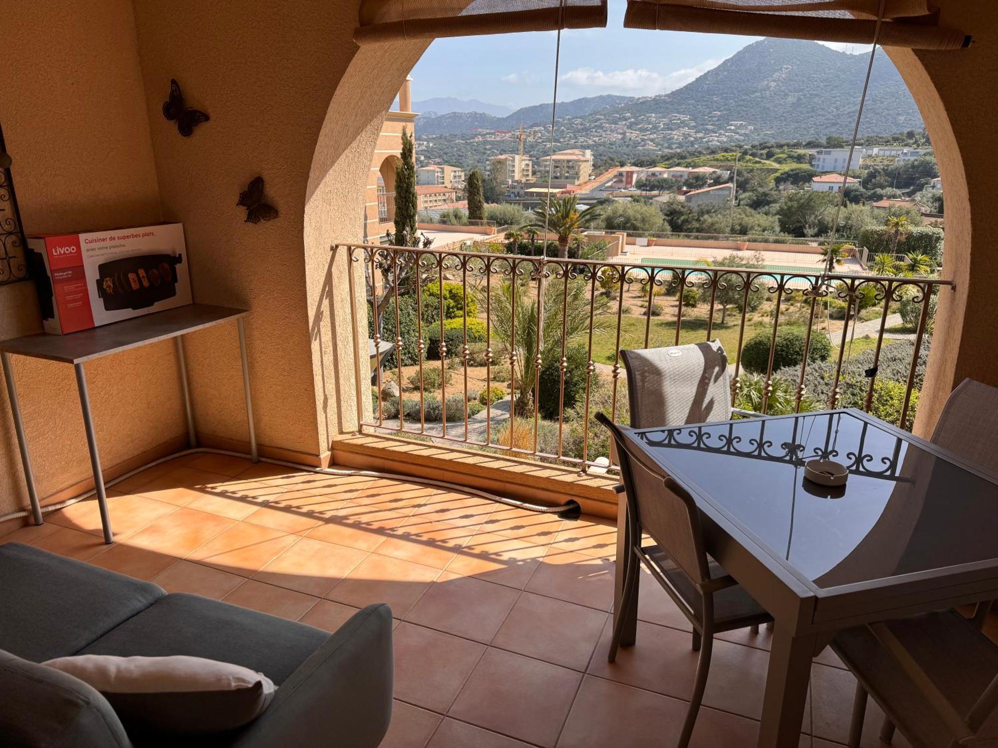 Joli Studio Tout Confort Proche Toutes Commodites Dans Residence Calme LʼÎle-Rousse Εξωτερικό φωτογραφία