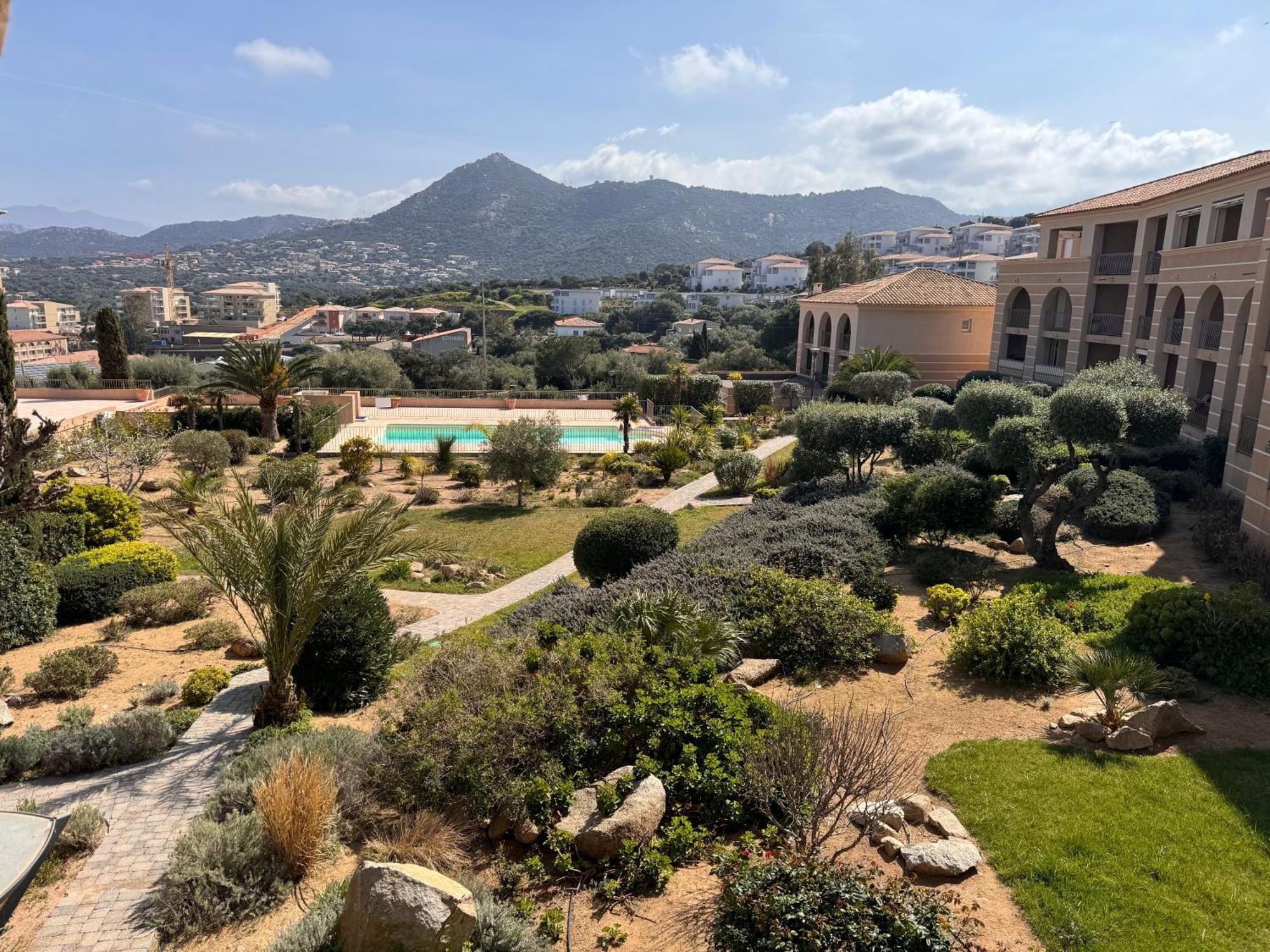 Joli Studio Tout Confort Proche Toutes Commodites Dans Residence Calme LʼÎle-Rousse Εξωτερικό φωτογραφία